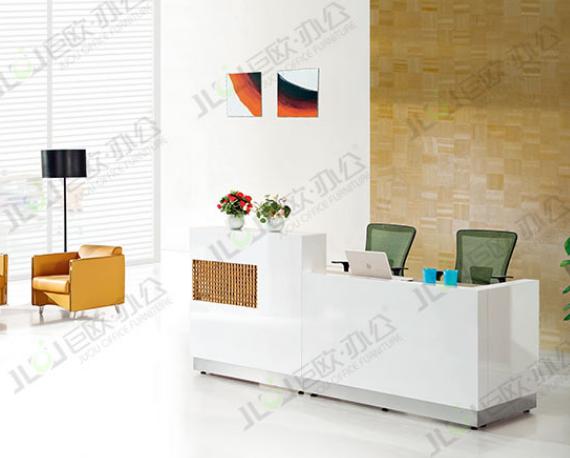 購買現（xiàn）代（dài）辦公家具（jù）